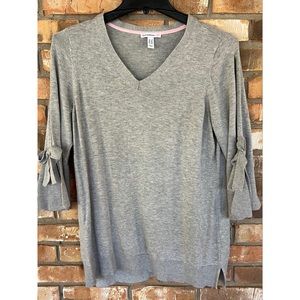 Isaac Mizrahi Women’s Gray Split 3/4 Bell Sleeve V-Neck Sweater Size 1X